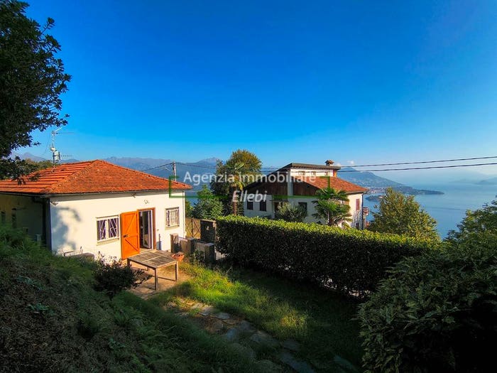 Casa bilocale in vendita in Via Someraro, Stresa