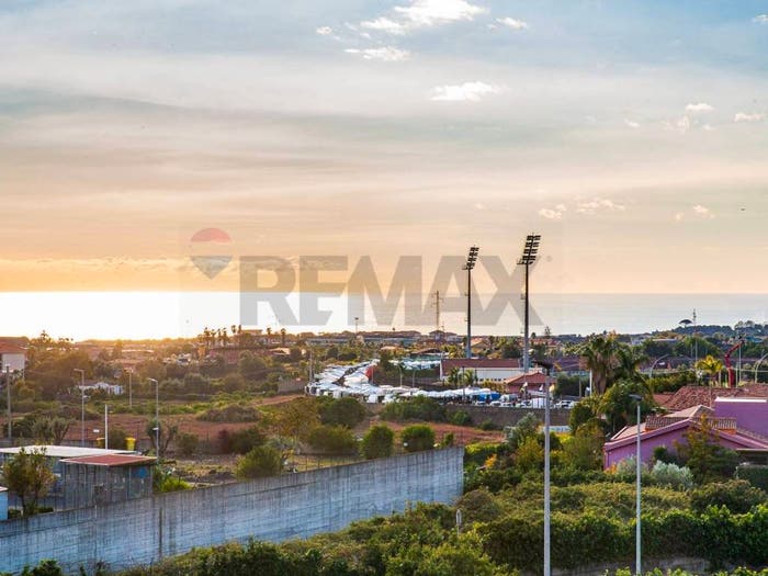 Appartamento trilocale in vendita in Via Richard Wagner, San Giovanni Tupparello, Acireale
