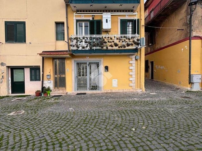 Appartamento bilocale in vendita in Via Giordano Bruno, Centro, Cisterna di Latina