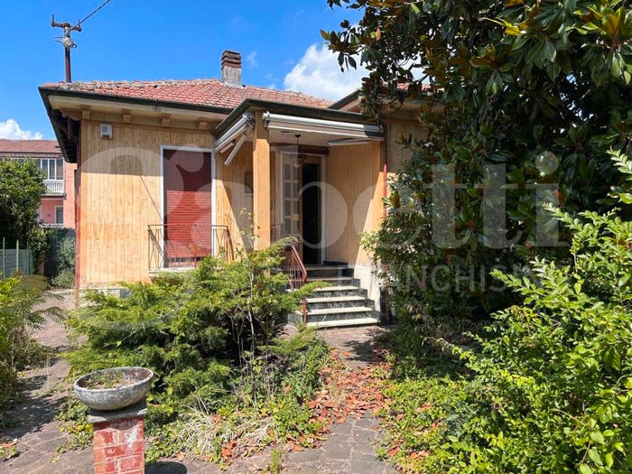 Casa trilocale in vendita in gerolamo cardano, Centro, Garlasco
