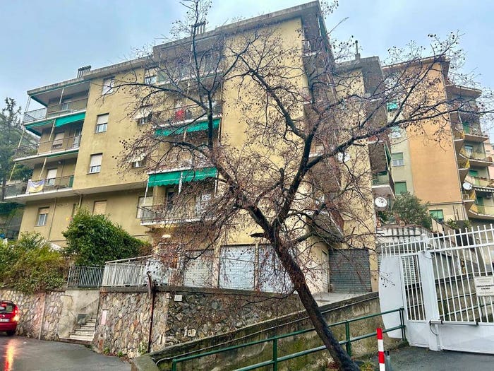 Appartamento bilocale in vendita in Via Pasquale Berghini, Quezzi, Genova