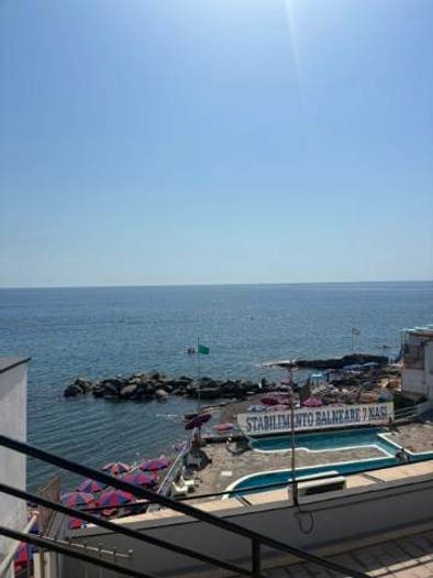 Casa con 6 locali in vendita in Via Quarto, Quarto, Genova