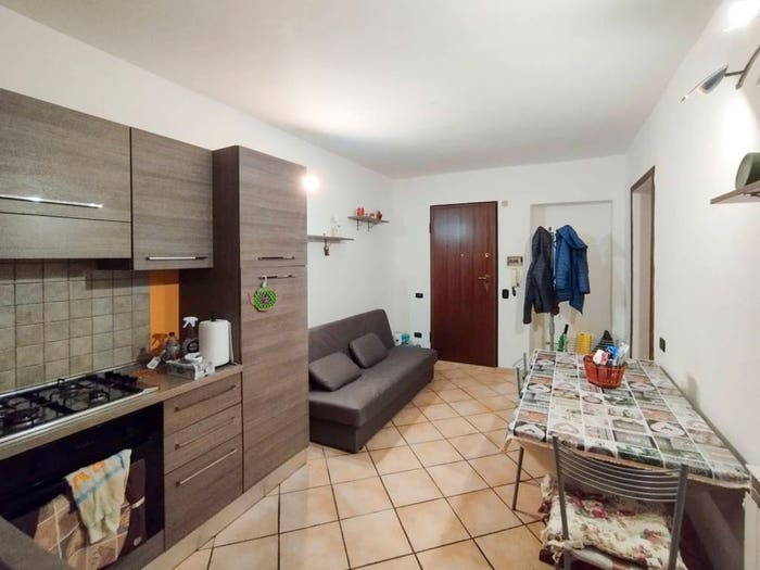 Appartamento bilocale in vendita in Via Curtatone, Centro, Cascina