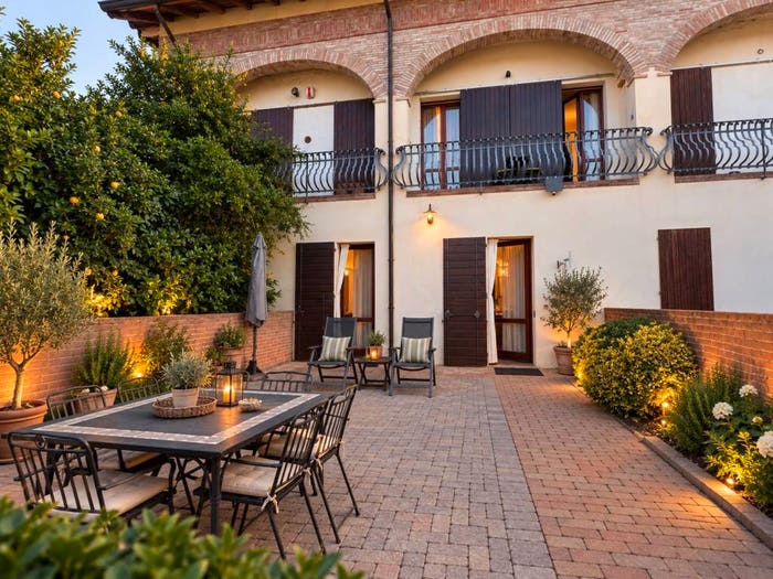 Casa quadrilocale in vendita in Via Roma, Vicofertile, Parma