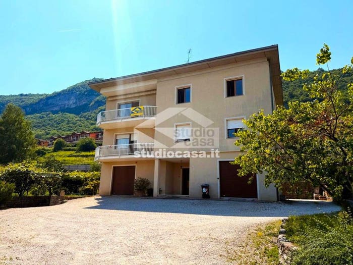 Appartamento con 5 locali in vendita in Loc Visnà, Besagno, Mori