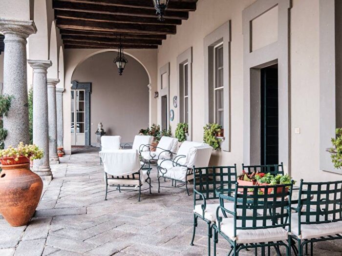 Appartamento con 5 locali in vendita in Località Calco Superiore, Calco Superiore, Calco