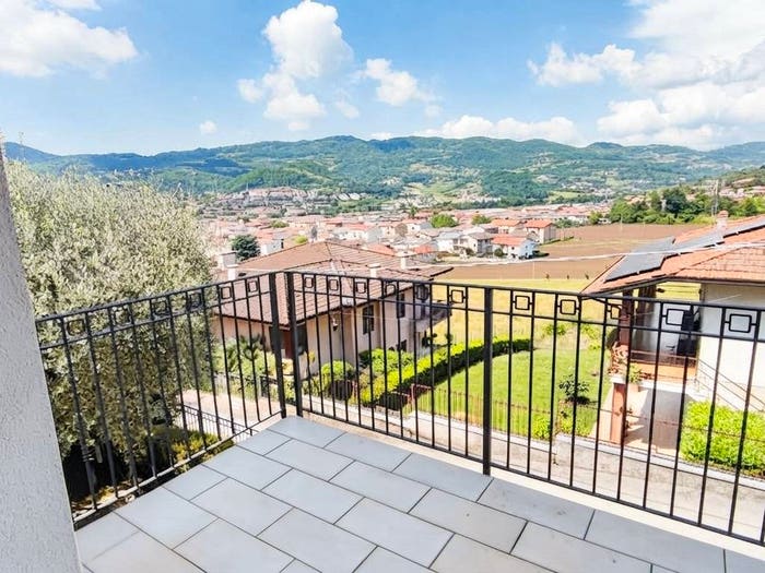 Casa con 6 locali in vendita in Via Istria, Centro, Arzignano