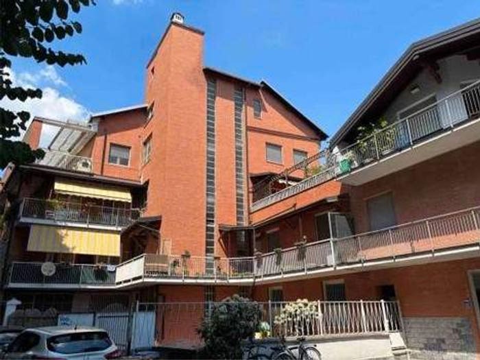 Appartamento in vendita in Via San Carlo catastalmente n, Centro, Garbagnate Milanese