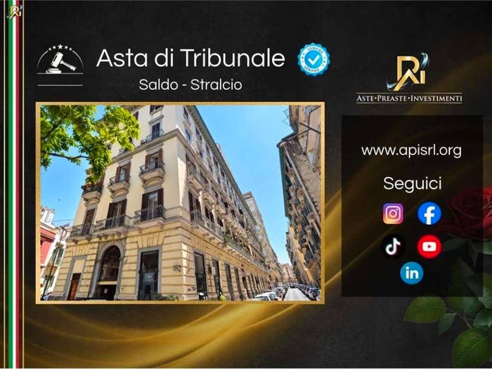 Appartamento trilocale in vendita in Piazzetta durante, Vomero Arenella, Napoli