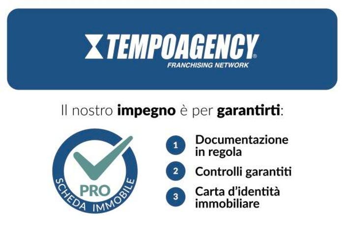 Appartamento quadrilocale in vendita in Frua, Milano