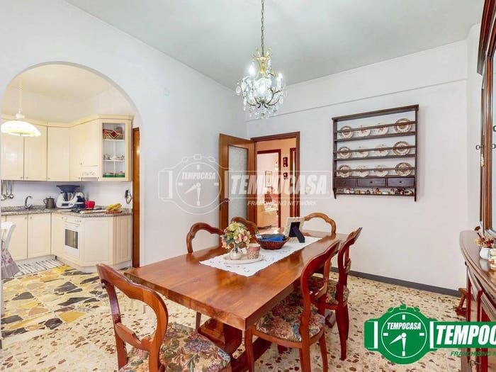 Appartamento con 6 locali in vendita in Via Guglielmo Marconi, Centro, Ovada