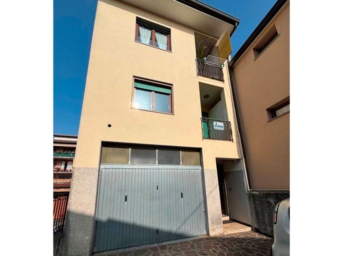 Appartamento trilocale in vendita in Casnigo