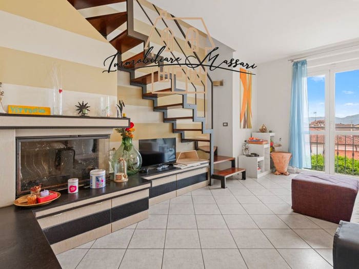 Casa con 6 locali in vendita in Via Isolone, Borghetto Melara, Fosdinovo