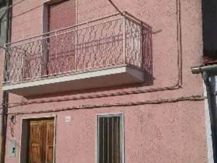 Casa trilocale in vendita in via pozzo del medico, Centro, Faeto