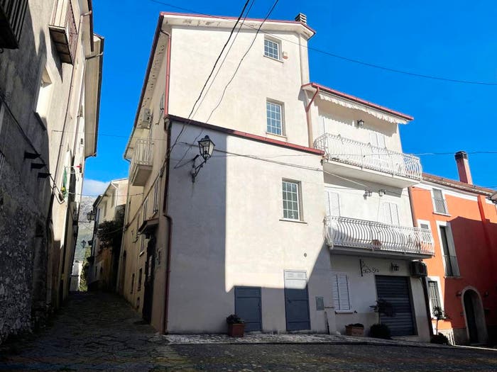 Casa trilocale in vendita in Via Trocchio, Centro, Cervaro