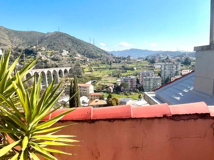 Casa bilocale in vendita in Salita Olivaro, Sestri Ponente, Genova