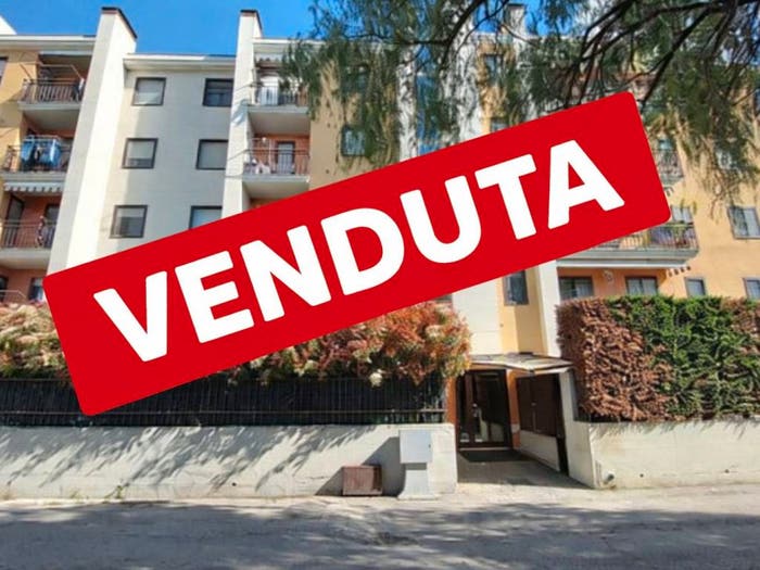 Appartamento quadrilocale in vendita in Candelaro Via Lucera, Foggia