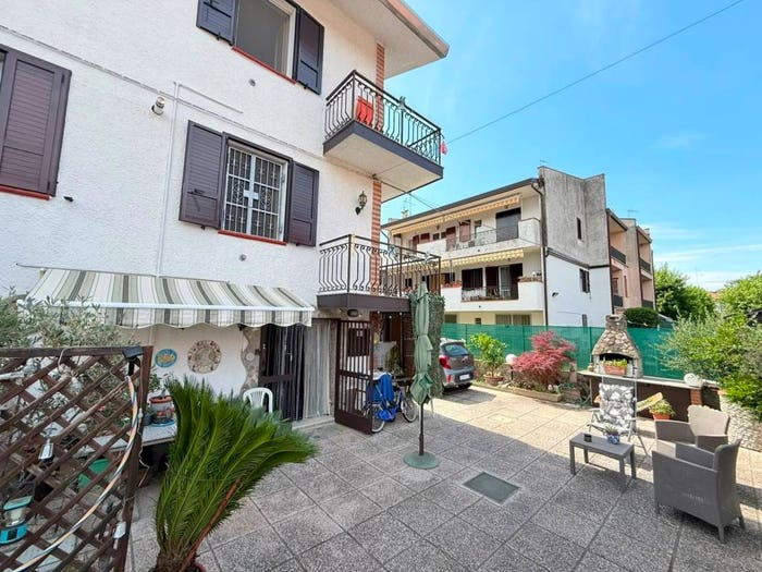 Casa quadrilocale in vendita in Viale Hawaii, Lido delle Nazioni, Comacchio