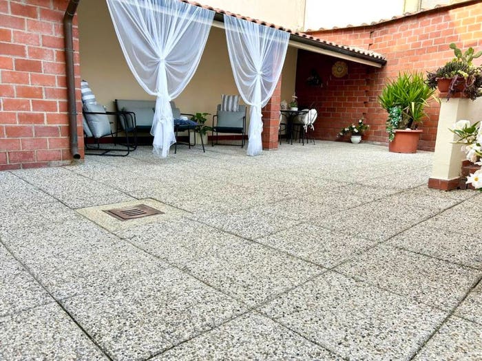 Casa con 6 locali in vendita in Pozzale Case Nuove, Empoli
