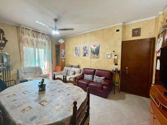Appartamento trilocale in vendita in Via Bartolomeo Cabella, Baggio, Milano
