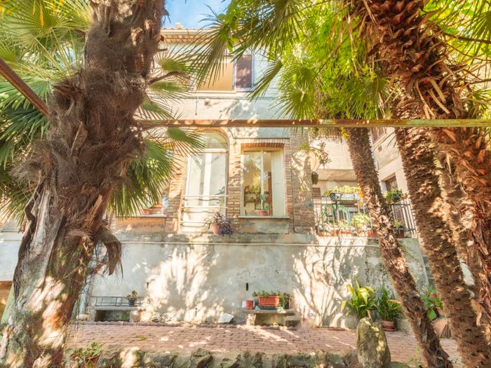 Casa con 5 locali in vendita in Via del Parione, Bolsena