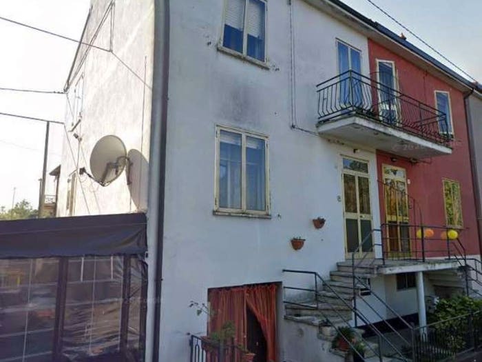 Casa con 6 locali in vendita in via Schiavoni, Arginone, Ferrara