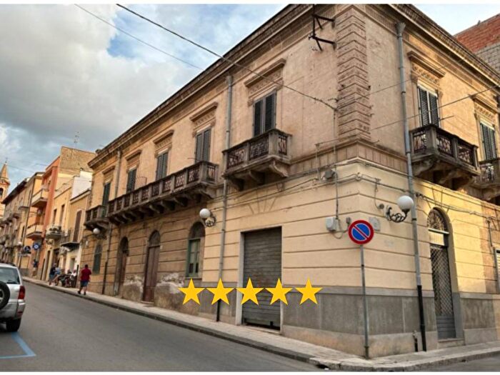 Appartamento con 6 locali in vendita in Via SAN GIUSEPPE, Centro, Sant'Agata di Militello