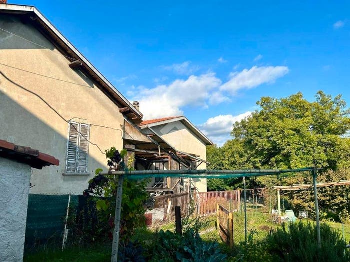 Casa con 6 locali in vendita in Via Catullo, Fecchio, Cantù