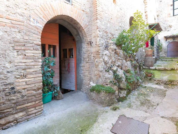 Appartamento bilocale in vendita in Via Vicolo Nuovo, Centro, Roccantica