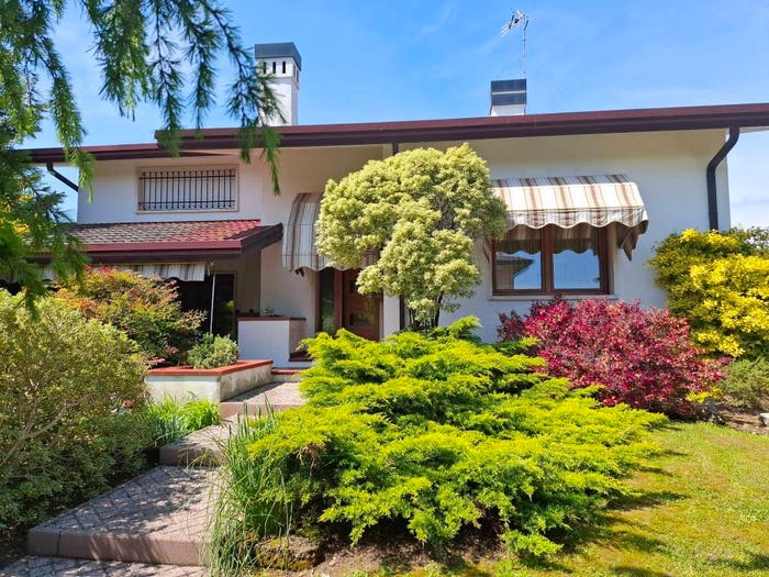 Casa con 6 locali in vendita in Arino, Dolo