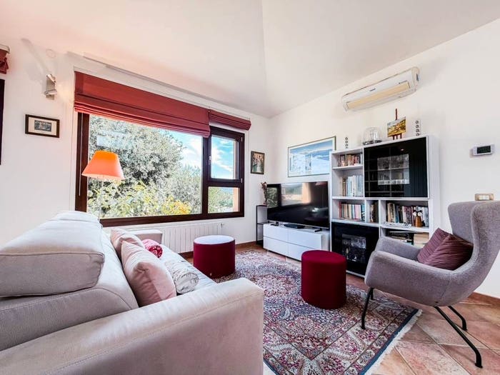 Casa con 6 locali in vendita in Via Atene, Viale Aldo Moro Ospedale Vecchio, Olbia