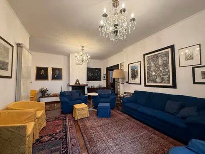 Casa con 6 locali in vendita in Via Vecchia Di Plodio, Centro, Carcare