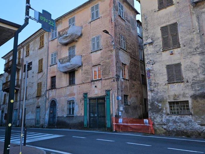 Casa in vendita in Via Capitano Francesco Gandolfo, Mezzanego