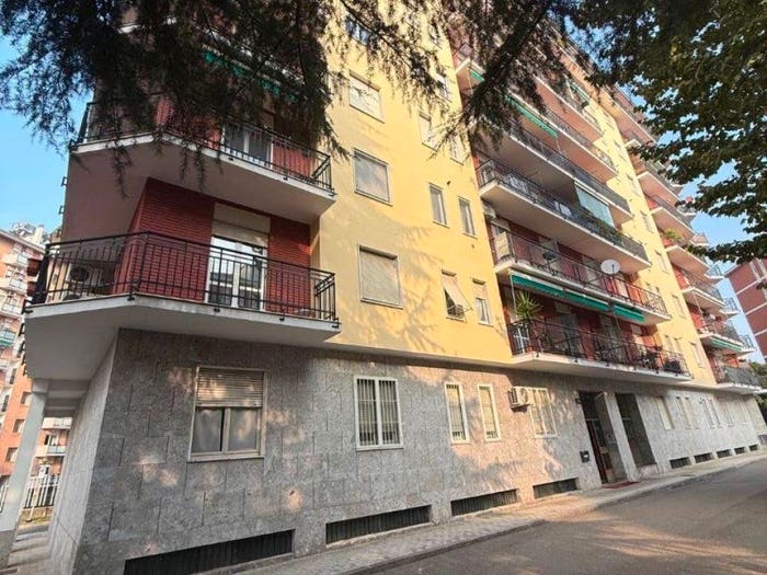 Appartamento monolocale in affitto in Via Zurigo, Inganni, Milano