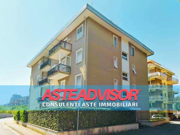 Appartamento quadrilocale in vendita in Via Tevere, Borghetto Santo Spirito