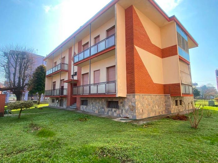 Casa con 6 locali in vendita in Via Graziella Vassallo Giarola, Cristo, Alessandria