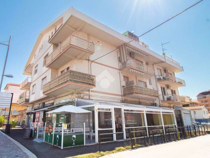 Appartamento quadrilocale in vendita in Via Muzi, Centro, Montesilvano
