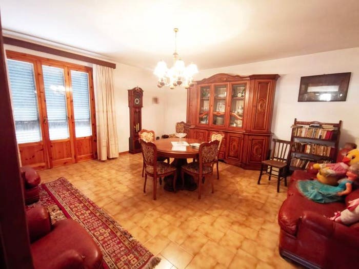 Appartamento con 5 locali in vendita in Ambra, Bucine