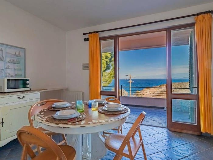 Casa con 6 locali in vendita in località Acquaviva, Acquaviva, Portoferraio