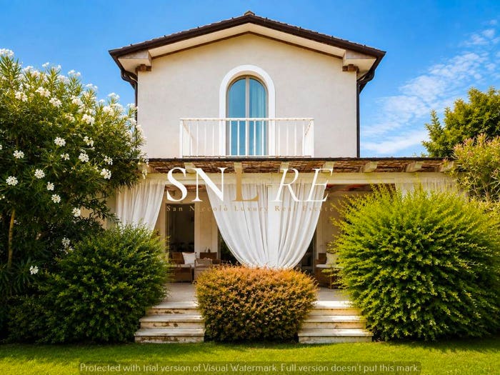 Casa con 6 locali in vendita in Via Salvador Allende, Centro, Forte dei Marmi