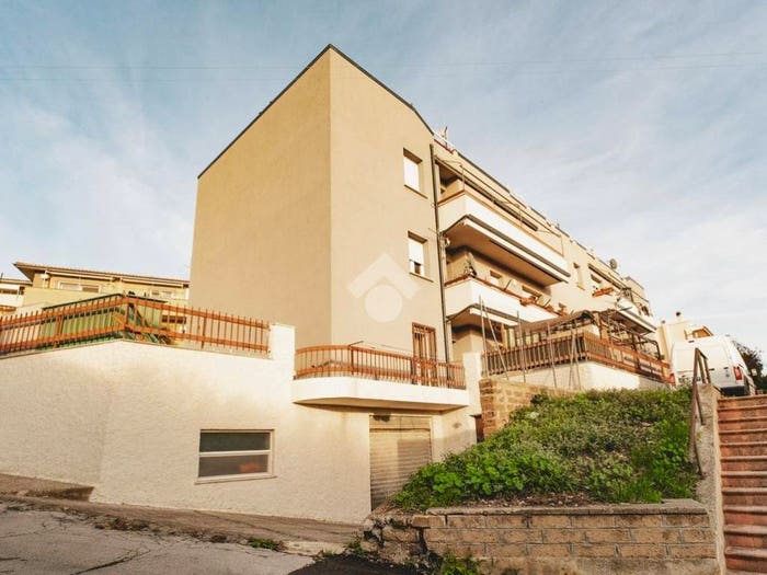 Appartamento trilocale in vendita in Via Via Domenico Marzi, Paese, Tarquinia