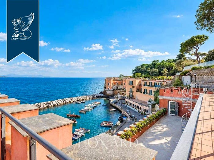 Casa quadrilocale in vendita in Posillipo, Napoli