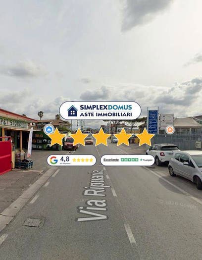 Casa con 6 locali in vendita in Via Ripuaria, Varcaturo, Giugliano in Campania