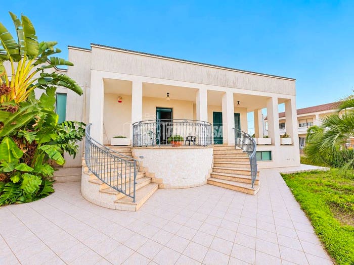 Casa con 6 locali in vendita in Via Giuseppe Mazzini, Serrano, Carpignano Salentino