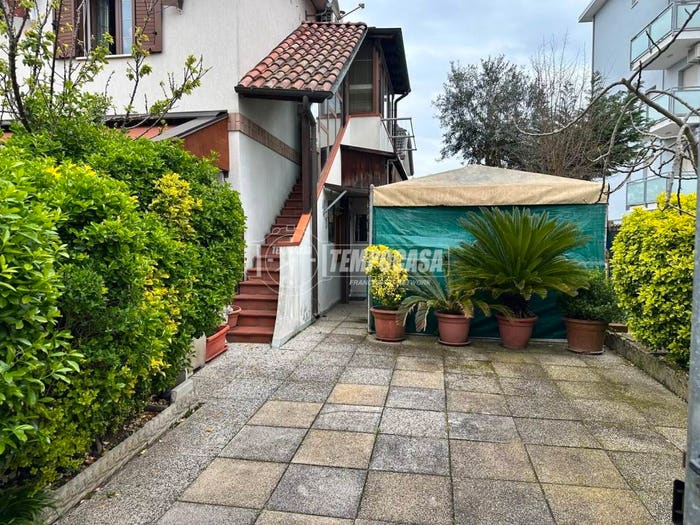 Appartamento trilocale in vendita in Via Monte Cengio, Lido degli Scacchi Lido di Pomposa, Comacchio