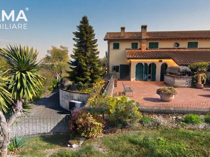 Casa con 6 locali in vendita in Contrada Capoposta, Mosciano Sant'Angelo