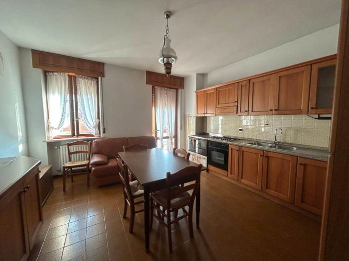 Appartamento trilocale in vendita in Centro, San Pietro al Natisone