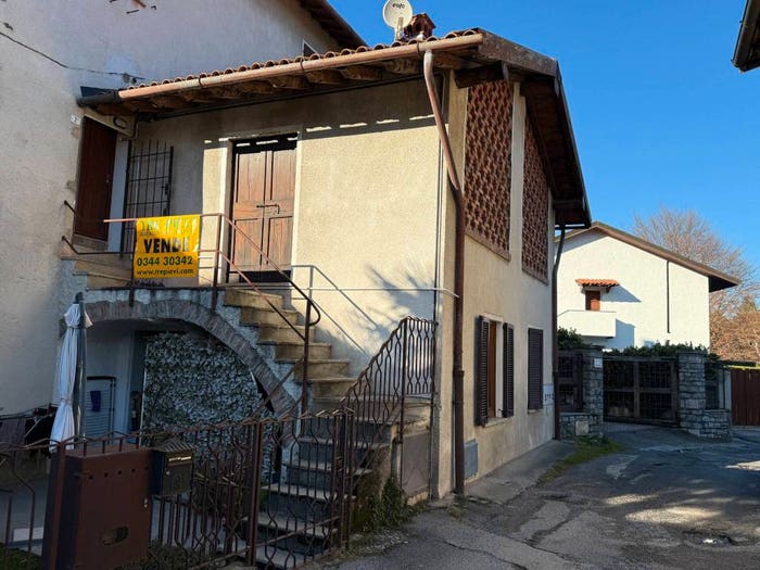 Casa monolocale in vendita in Via Brentano, Griante