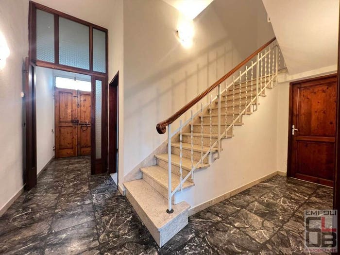 Casa con 6 locali in vendita in Via Raffaello Caverni, Centro, Montelupo Fiorentino