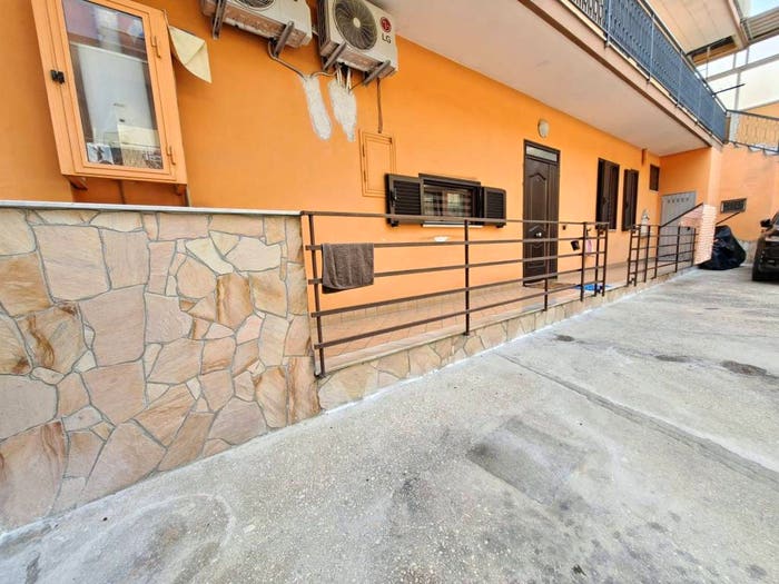 Appartamento trilocale in vendita in Via Giustino Fortunato, Orta di Atella